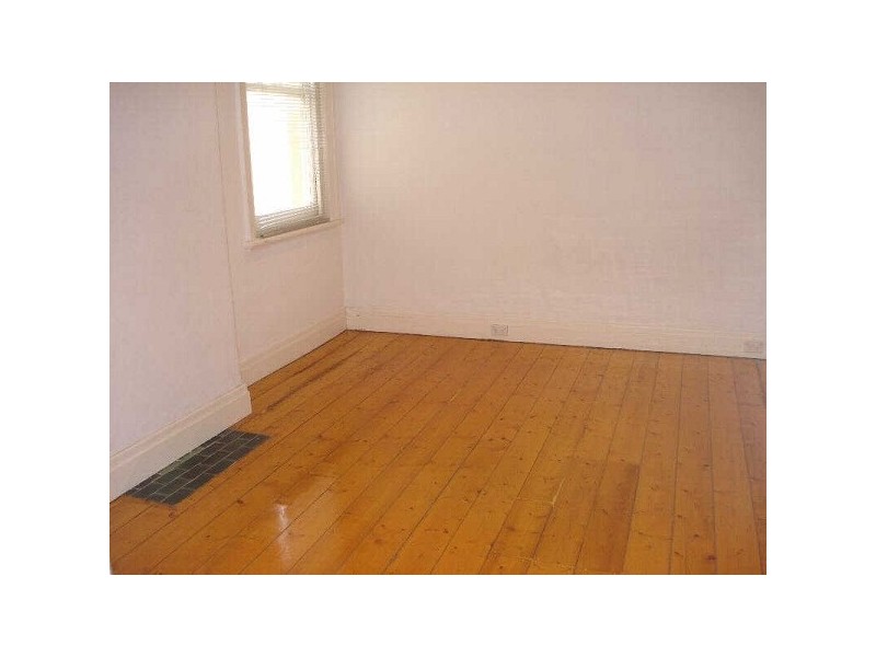 4/67  Marine Parade, St Kilda VIC 3182