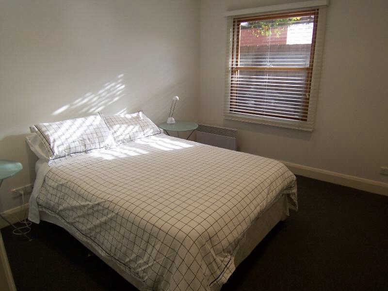 3  Little Withers Street, Albert Park VIC 3206