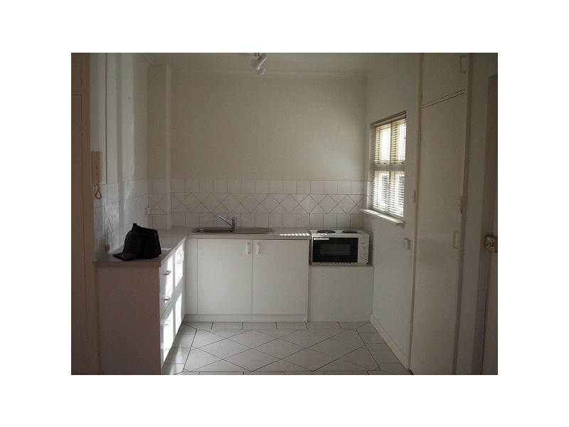 09/22  Dalgety Street, St Kilda VIC 3182