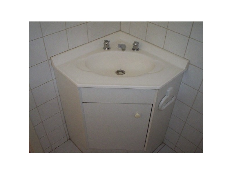 09/22  Dalgety Street, St Kilda VIC 3182