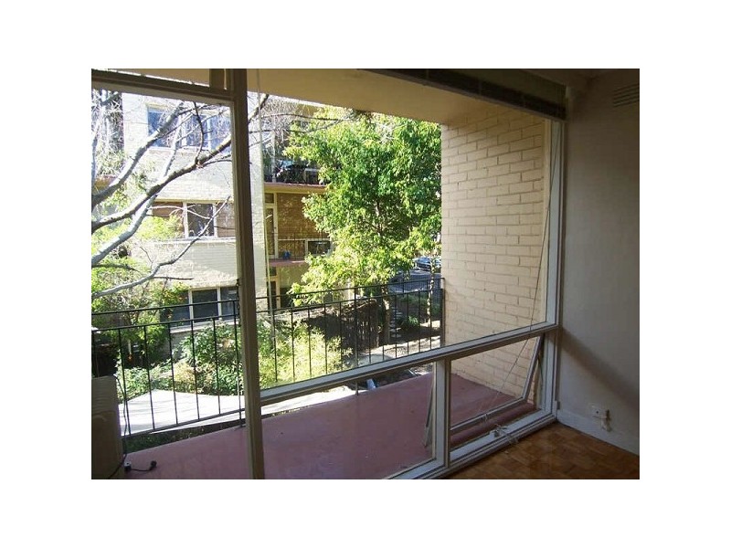 3/18-20  Selwyn Avenue, Elwood VIC 3184