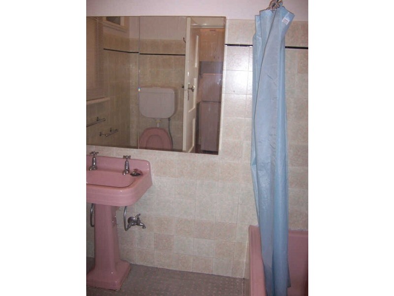 1/5  Belford Street, St Kilda VIC 3182