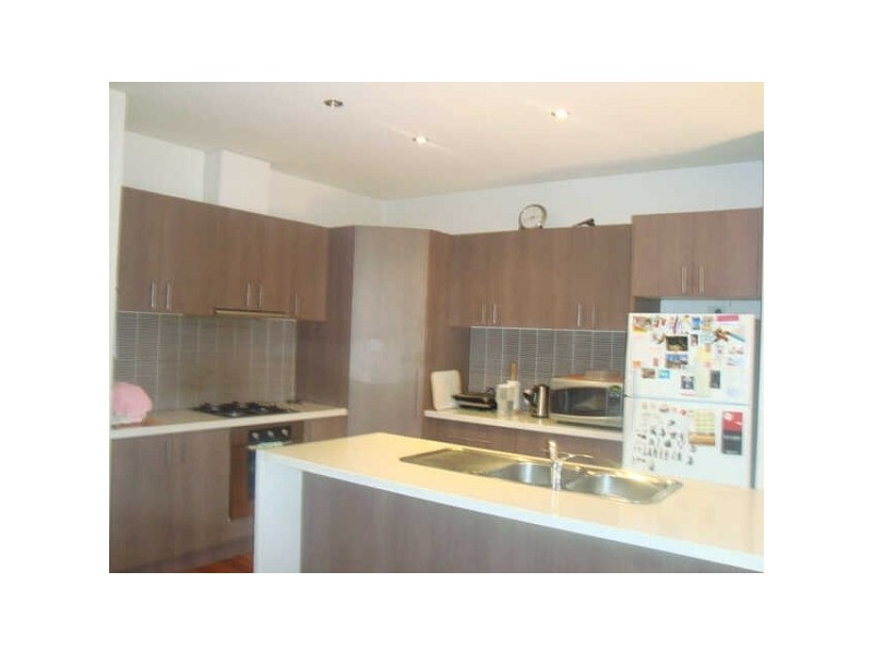 2/1  Draper Street, Mckinnon VIC 3204