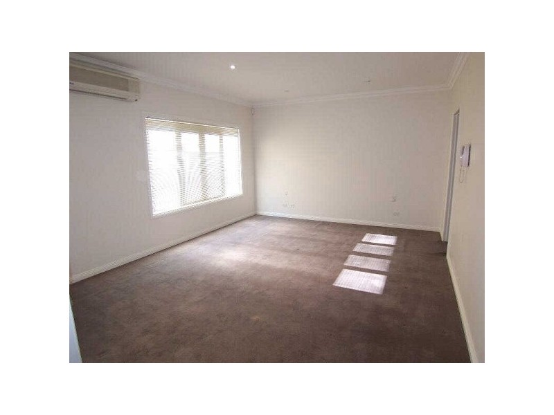 10B  College Street, Elsternwick VIC 3185