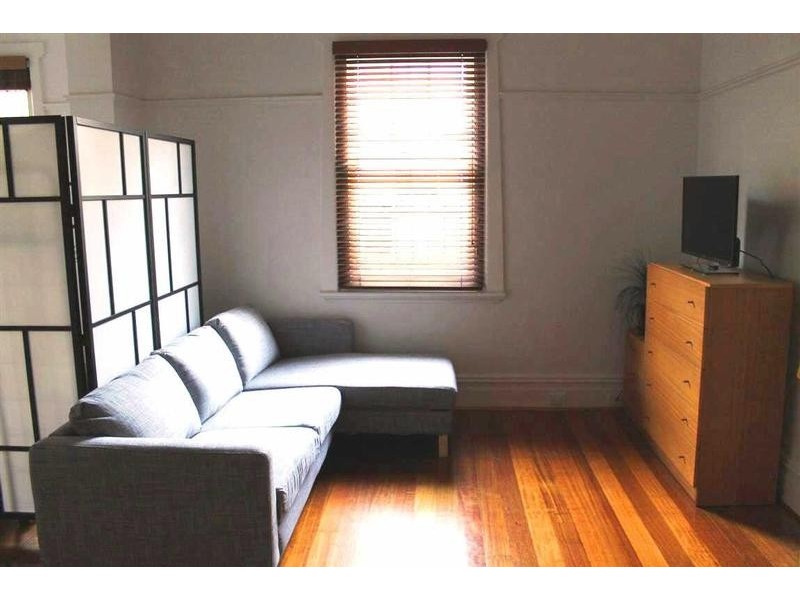 2/2A  Dalgety Street, St Kilda VIC 3182