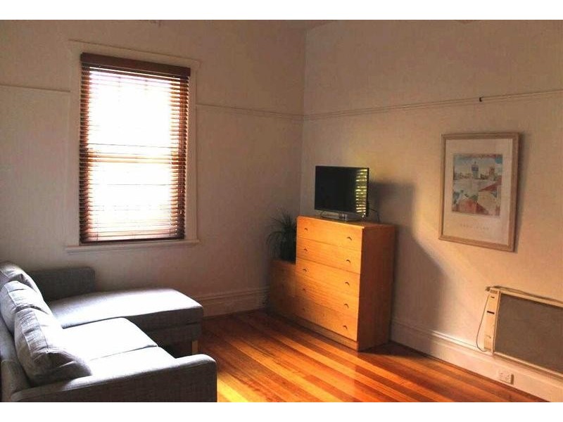 2/2A  Dalgety Street, St Kilda VIC 3182