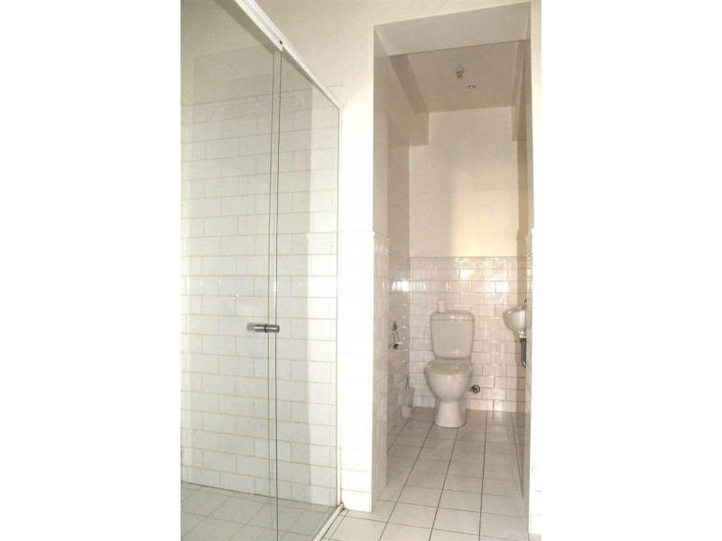 2/2A  Dalgety Street, St Kilda VIC 3182