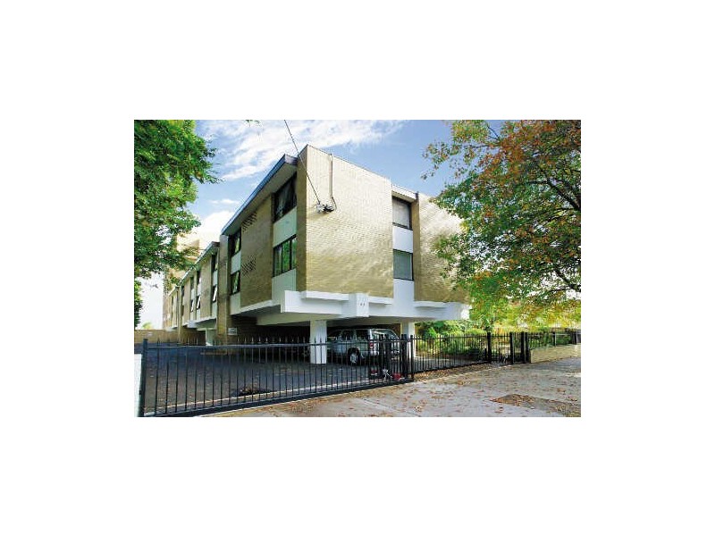 20/43  Park Street, St Kilda West VIC 3182