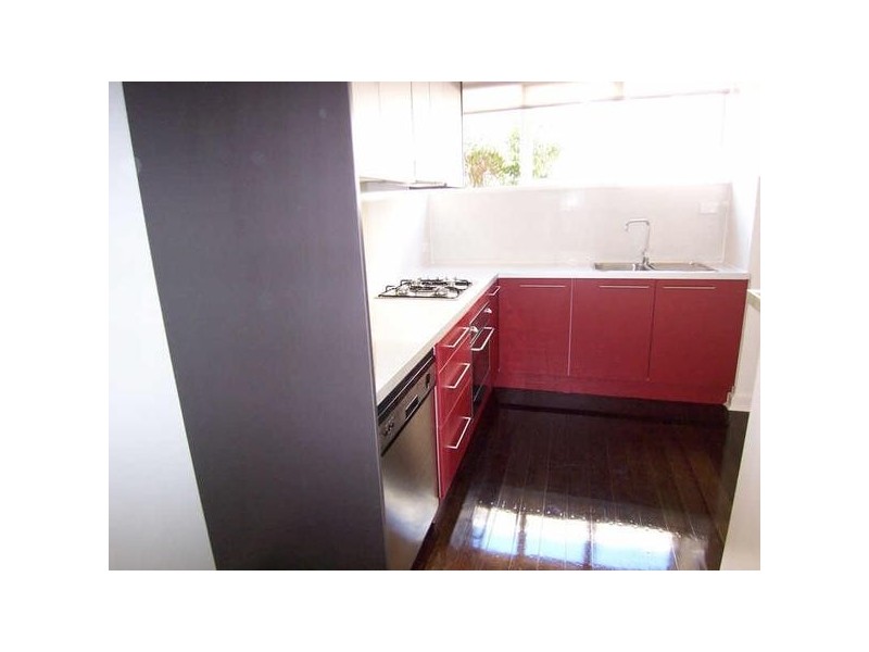 2/21  Kingsley Street, Elwood VIC 3184