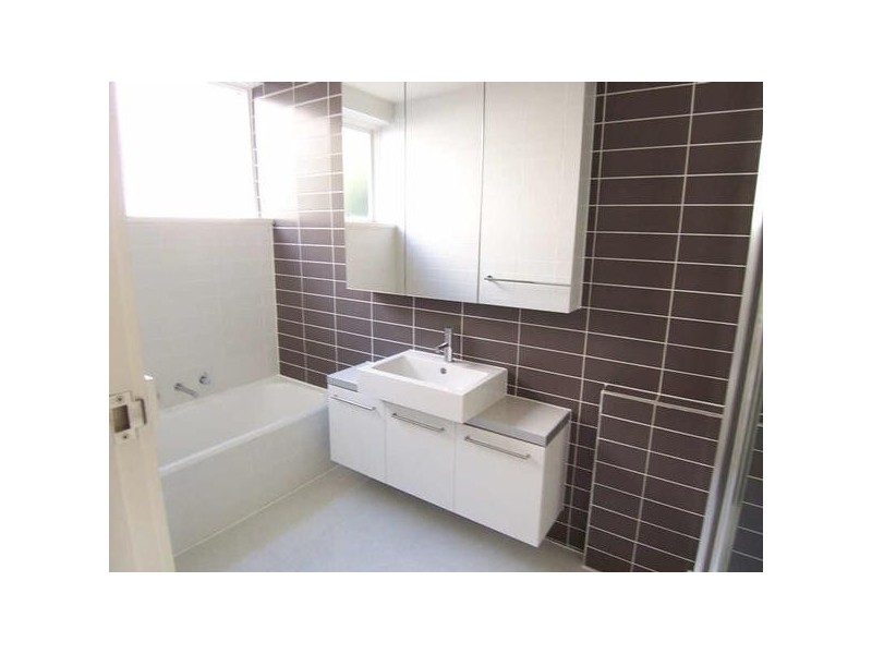 2/21  Kingsley Street, Elwood VIC 3184