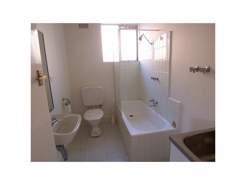 12A/44  Alexandra St, St Kilda East VIC 3183