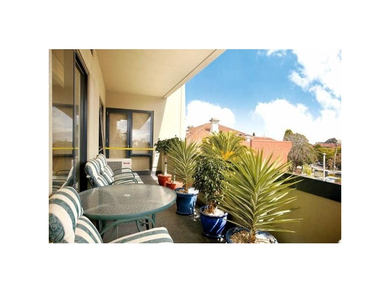 218/3-7a Alma Rd, St Kilda VIC 3182