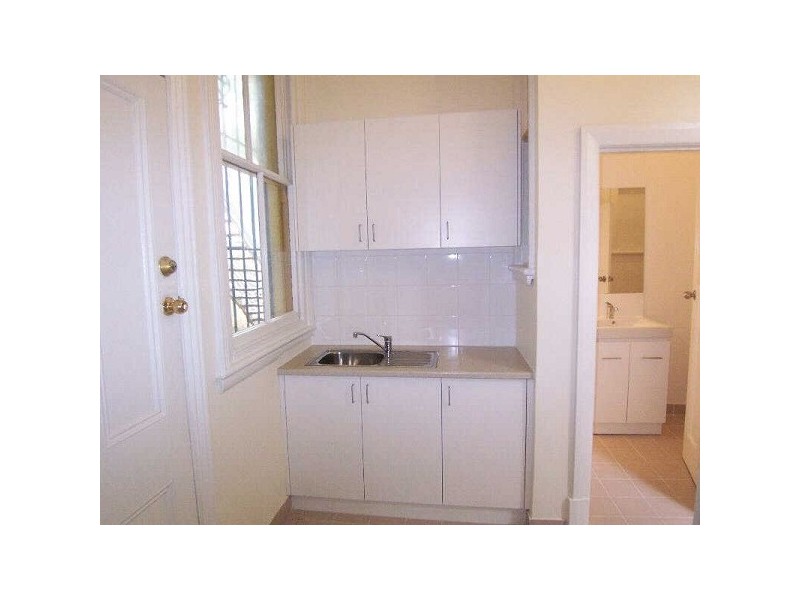 4/28  Grey Street, St Kilda VIC 3182