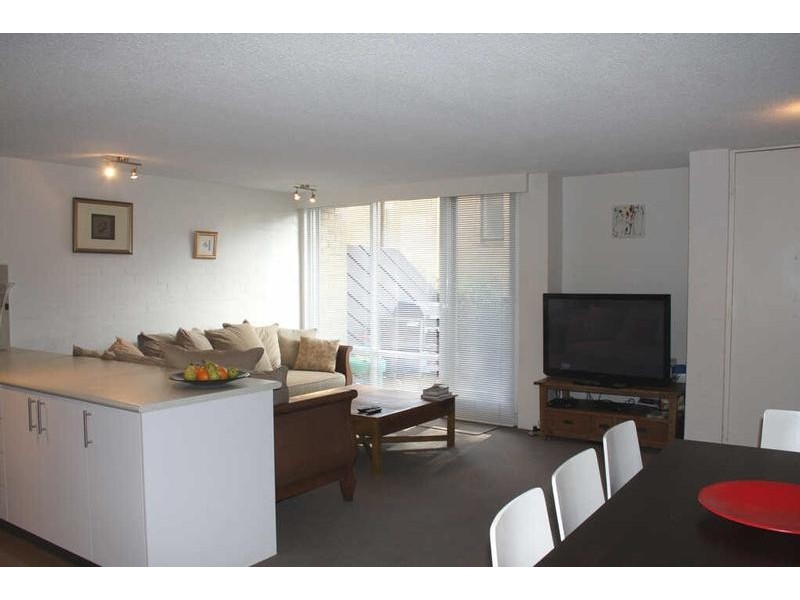 20A  Napier Street, South Melbourne VIC 3205