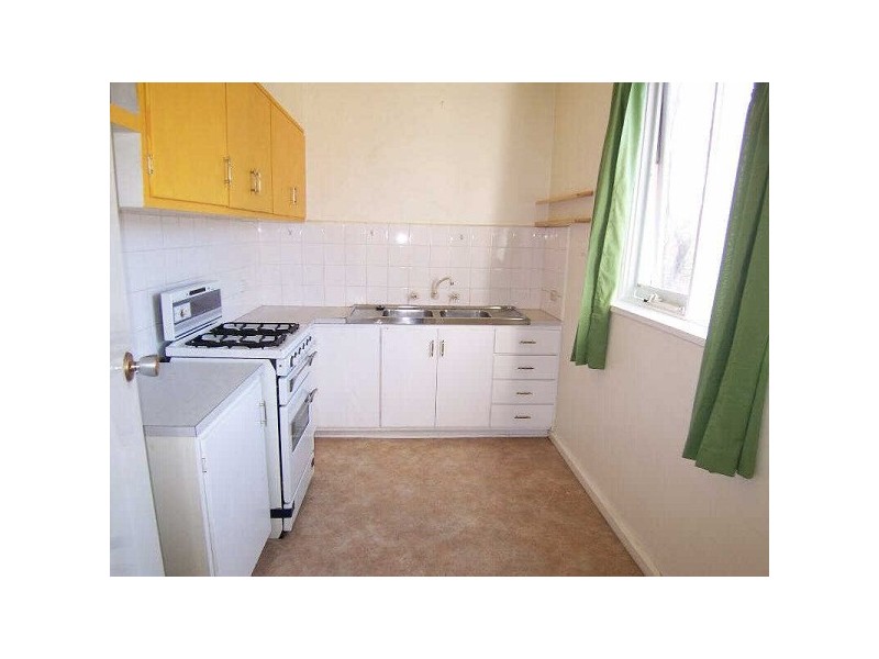 14/1  Whitehall Court, Caulfield North VIC 3161