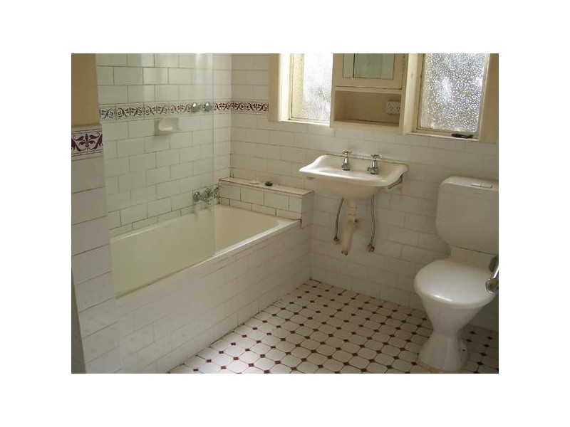 1/5  Belford Street, St Kilda VIC 3182