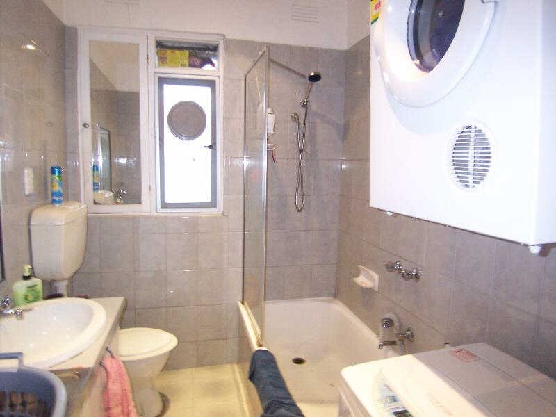 4/8  Queen Street, St Kilda East VIC 3183