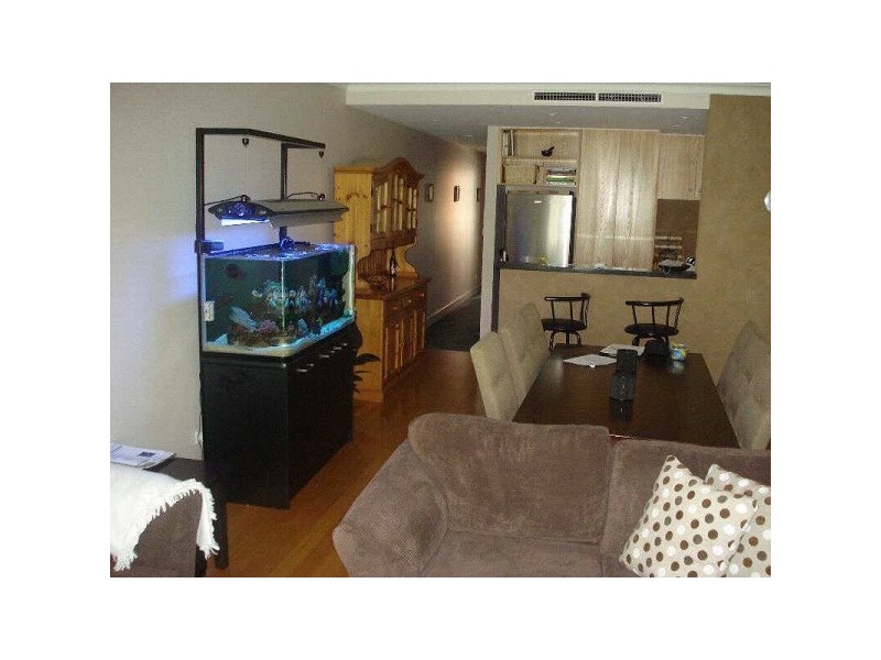 10/41  Marine Parade, St Kilda VIC 3182