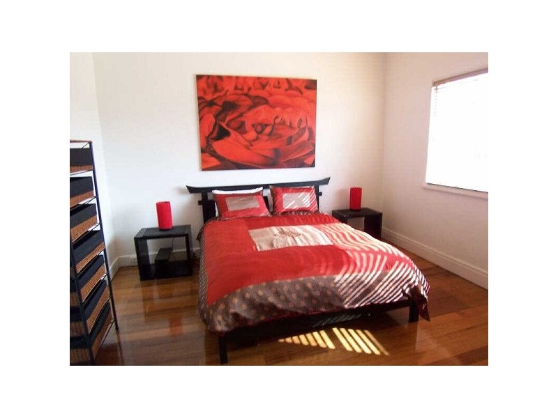 2/145  Fitzroy Street, St Kilda VIC 3182