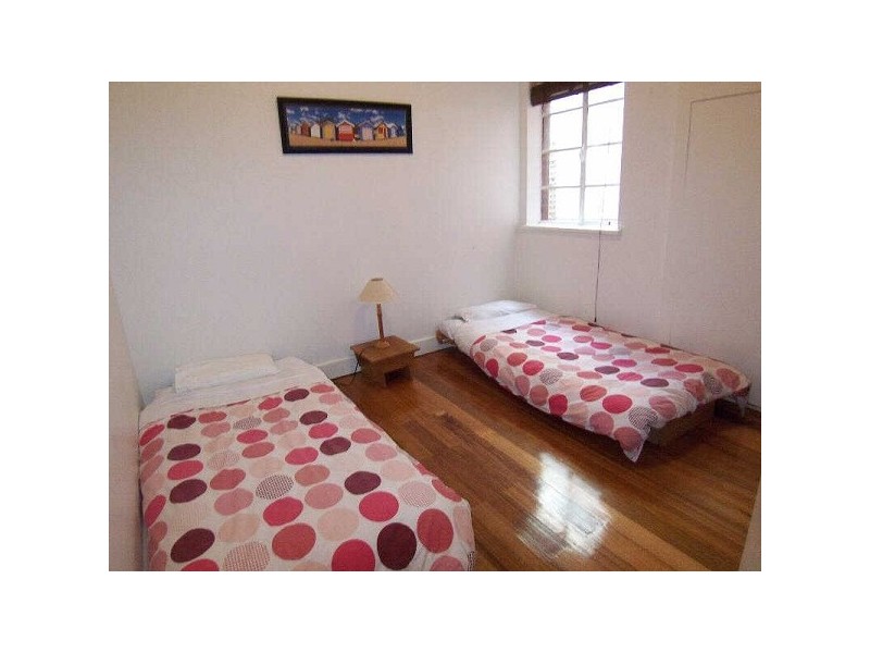 2/145  Fitzroy Street, St Kilda VIC 3182