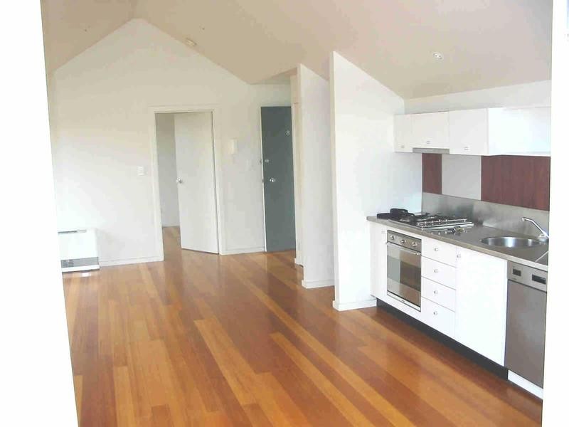 8/32  Vale Street, St Kilda VIC 3182