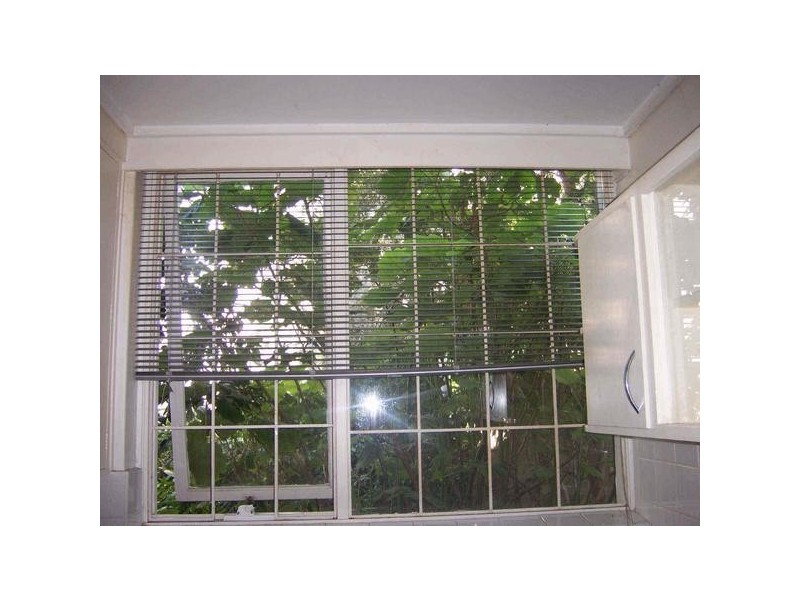 28/12  Clyde Street, St Kilda VIC 3182