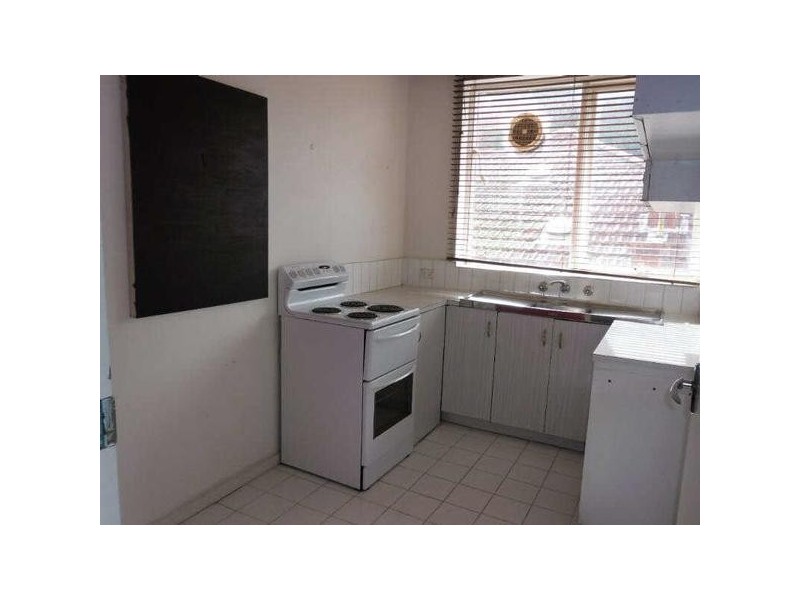 3/240  Barkly Street, St Kilda VIC 3182