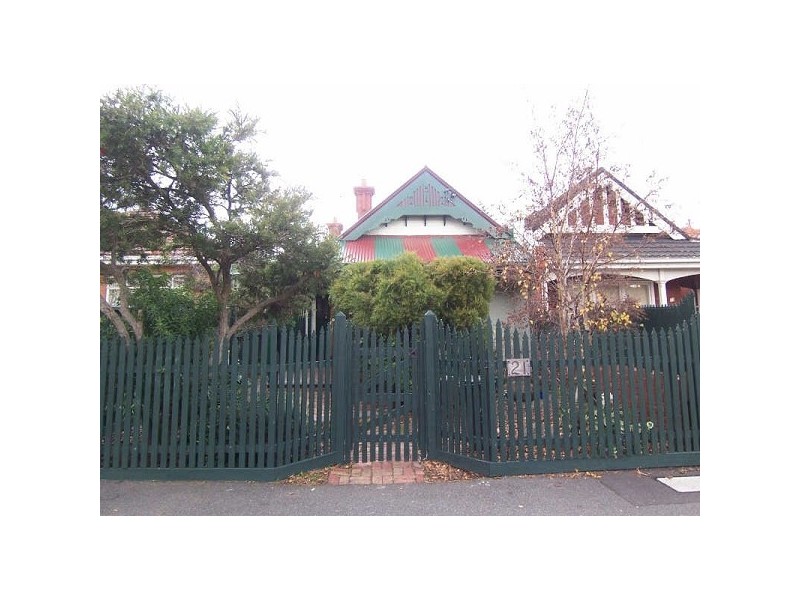 21  The Avenue, St Kilda East VIC 3183