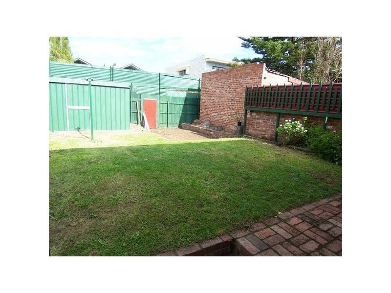 21  The Avenue, St Kilda East VIC 3183