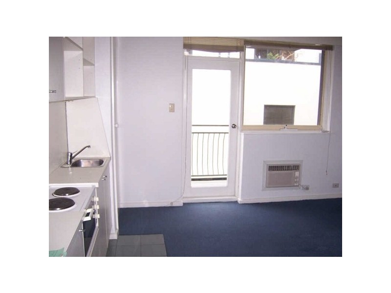 23/92-94  Grey Street, St Kilda VIC 3182