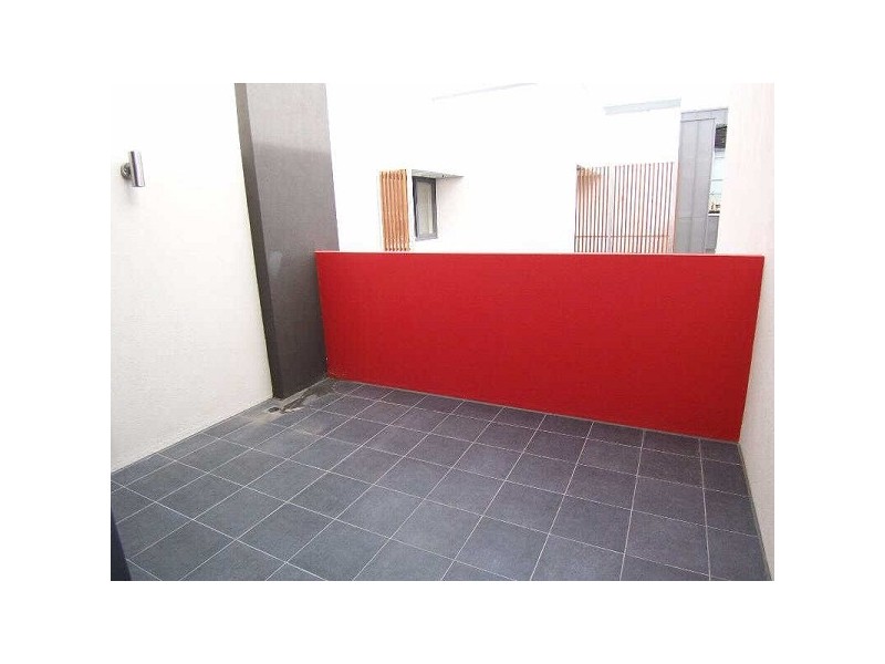 605/216  Rouse Street, Port Melbourne VIC 3207