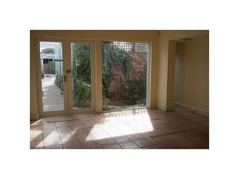 212  Beaconsfield Pde, Middle Park VIC 3206