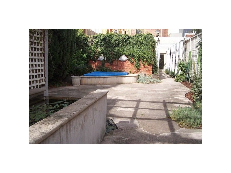 212  Beaconsfield Pde, Middle Park VIC 3206