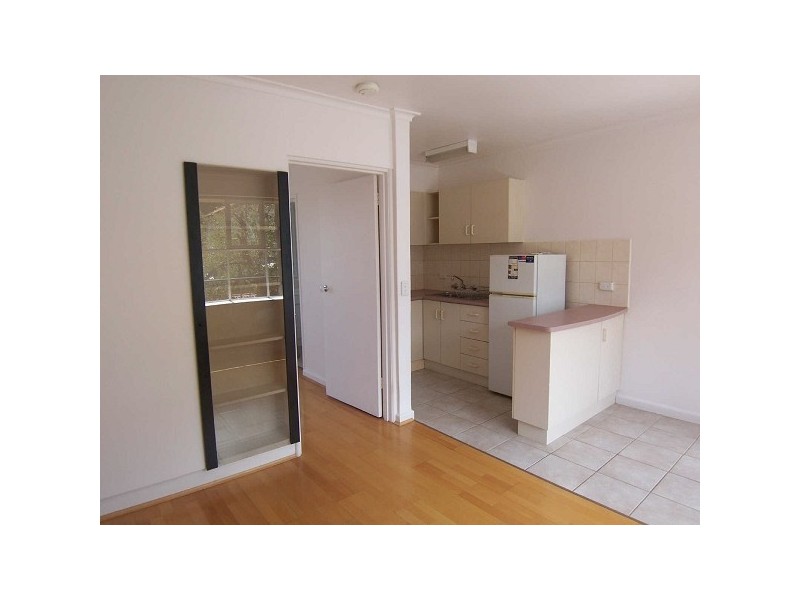 8/104 Alexandra St, St Kilda East VIC 3183
