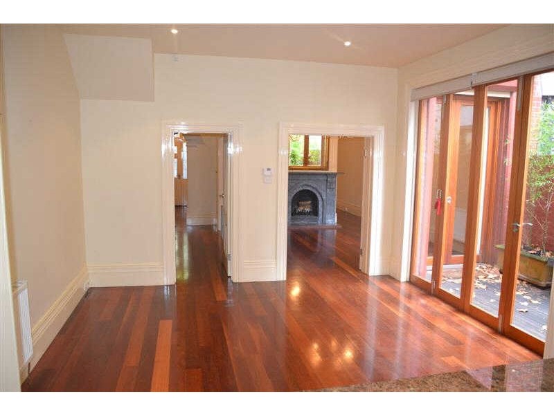 11  Mary Street, St Kilda West VIC 3182