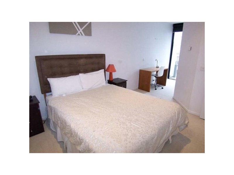 706/8 Waterview Walk, Docklands VIC 3008