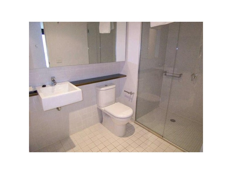 706/8 Waterview Walk, Docklands VIC 3008
