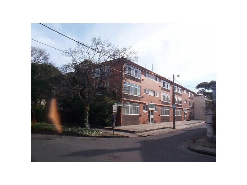 1/22  Dalgety Street, St Kilda VIC 3182
