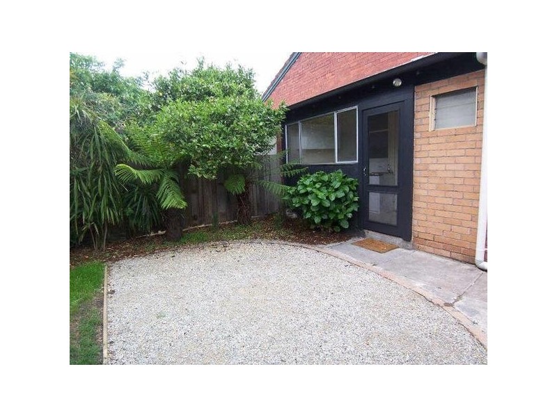 9 Bailey Avenue, St Kilda East VIC 3183