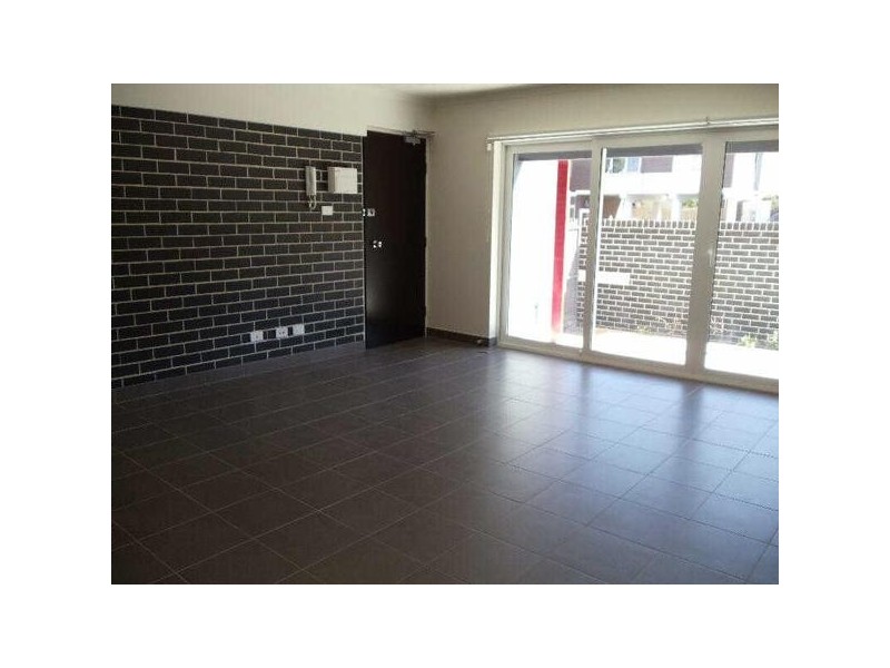 1A/327  Inkerman Street, St Kilda East VIC 3183