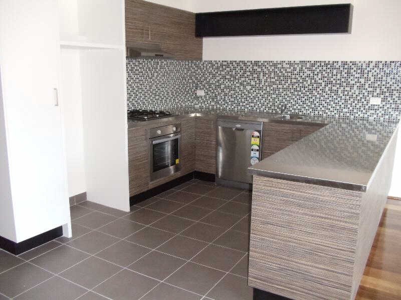 2A/327  Inkerman Street, St Kilda East VIC 3183