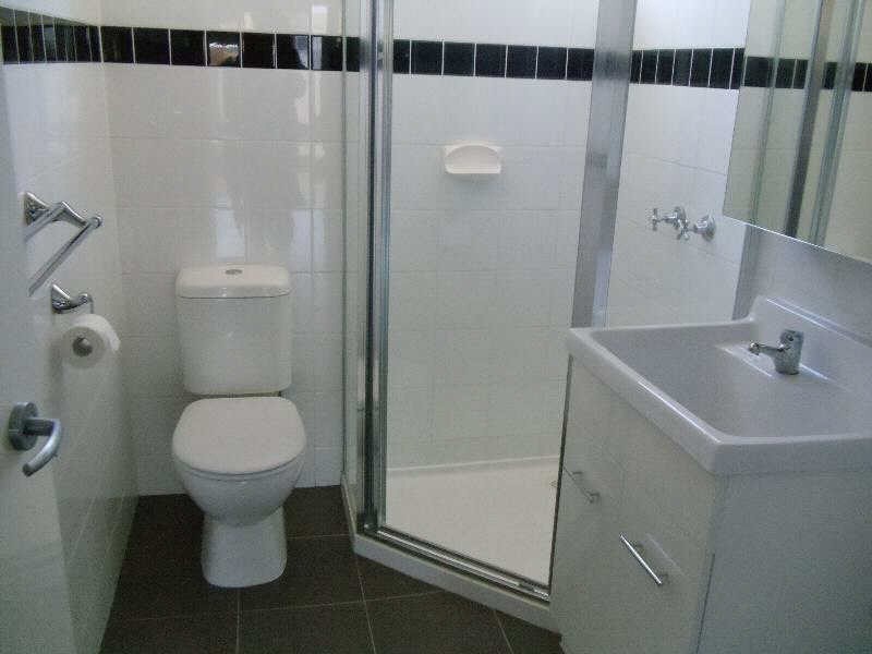 2A/327  Inkerman Street, St Kilda East VIC 3183