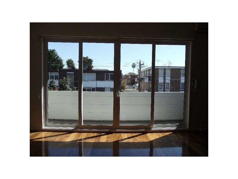 4A/327  Inkerman Street, St Kilda East VIC 3183