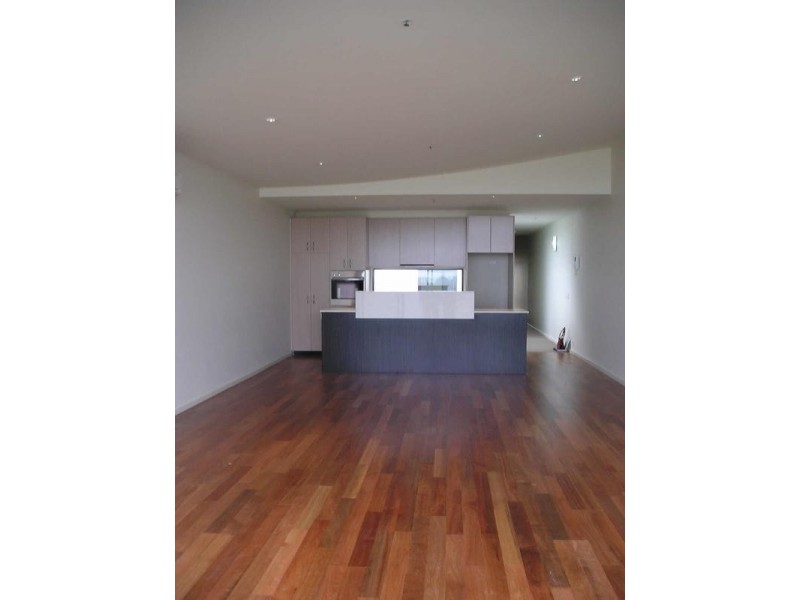 406/49  Beach Street, Port Melbourne VIC 3207