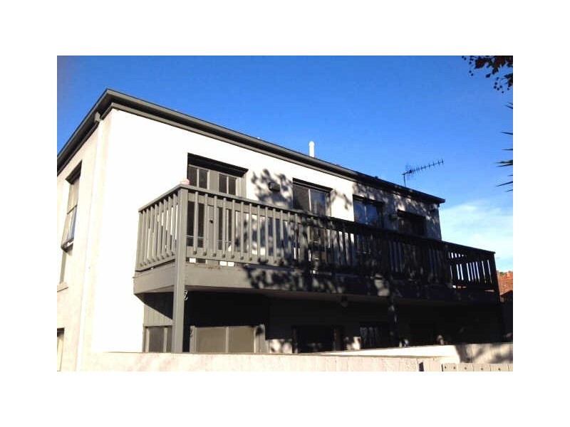 1/246  Dandenong Road, St Kilda VIC 3182