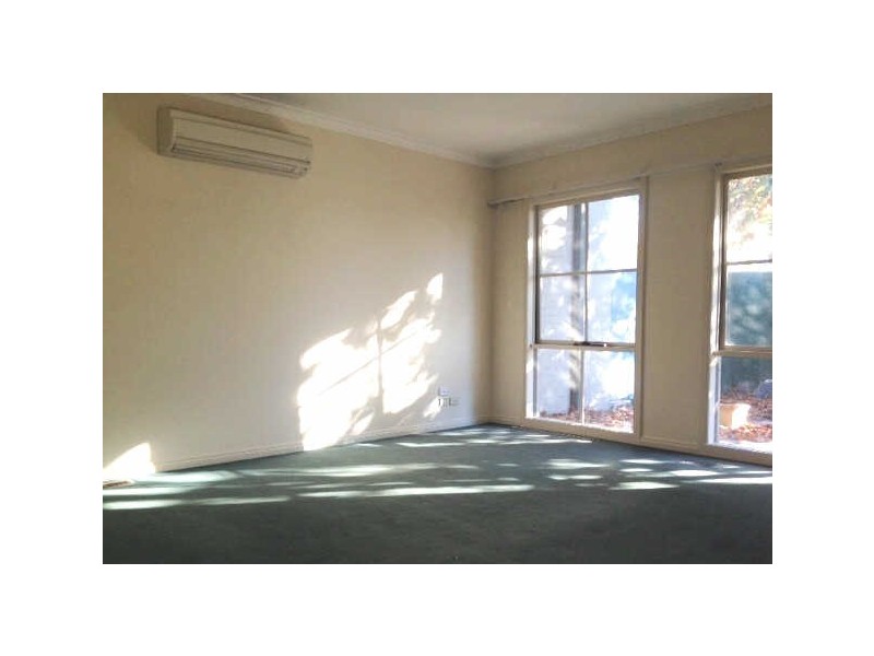1/246  Dandenong Road, St Kilda VIC 3182