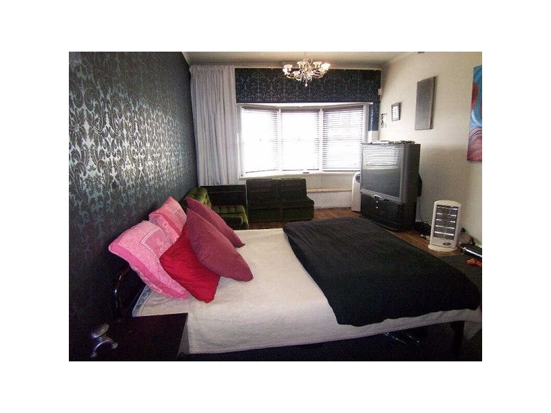 27 Carlisle Street (rear), St Kilda VIC 3182