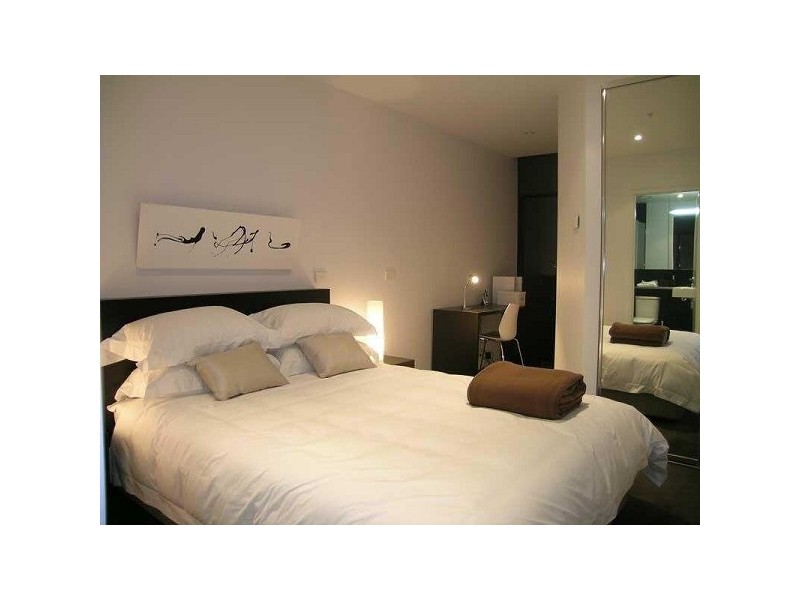 502/18  Waterview Walk, Docklands VIC 3008