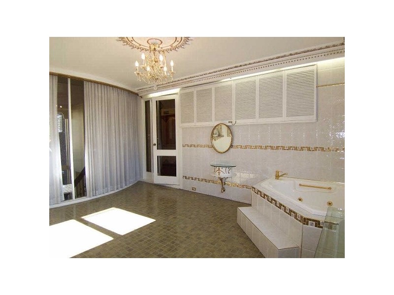 17  North Road, Brighton VIC 3186