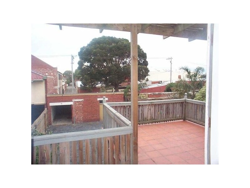 2/251  Beaconsfield Parade, Middle Park VIC 3206